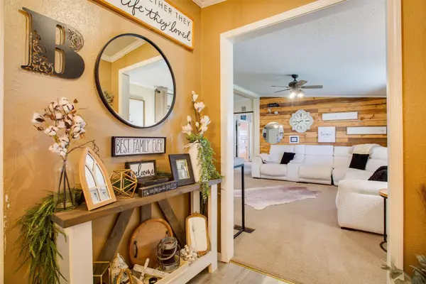 208 E Quincy, Covington, OK 73730
