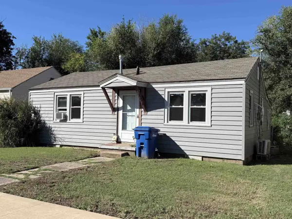 752 N 12th St, Enid, OK 73701