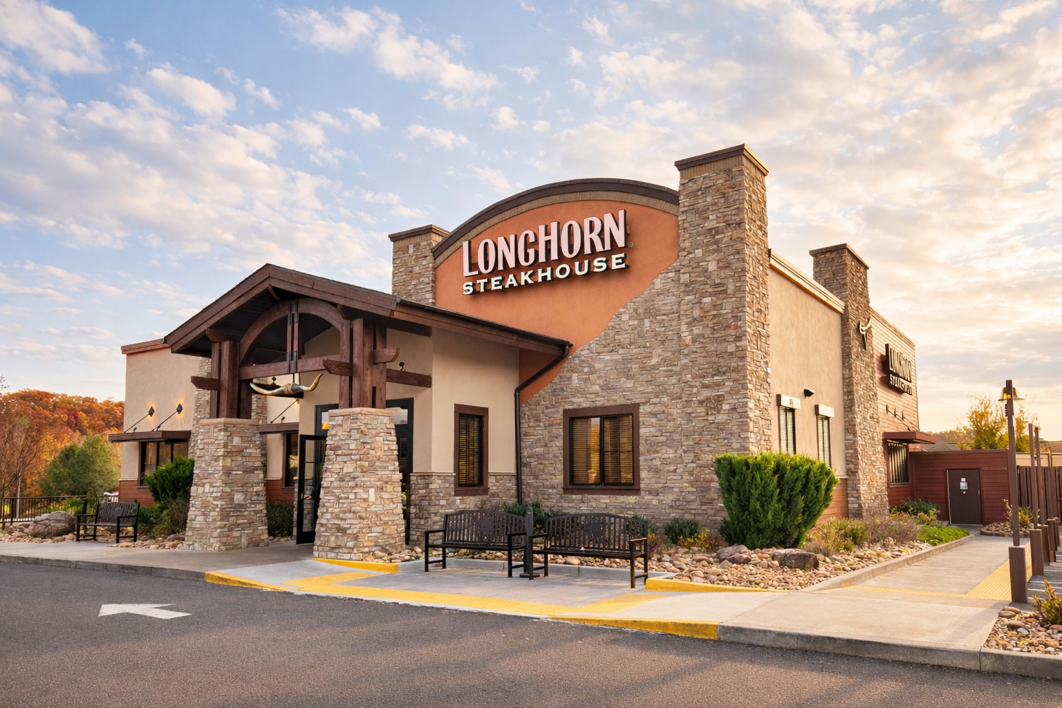 Louisville’s South End will see new restaurant development along Dixie Highway through the South End Incentive Fund. LongHorn Steakhouse, Crumbl Cookies, and Freddy’s Frozen Custard & Steakburgers are opening, while Derby City Pizza is expanding. The initiative aims to reduce vacancy and drive economic growth in the corridor.