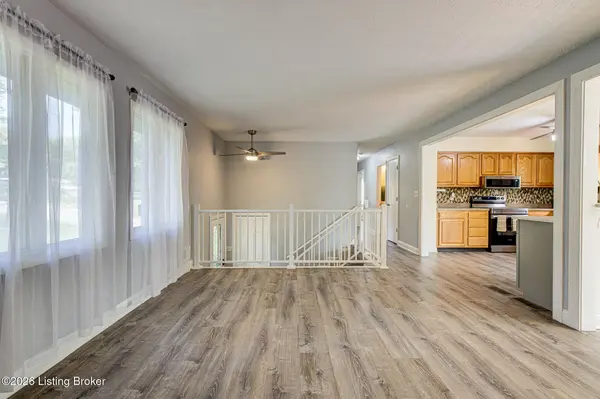 5117 Nancy Ave, Louisville, KY 40216
