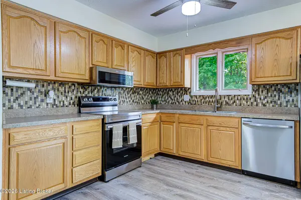 5117 Nancy Ave, Louisville, KY 40216