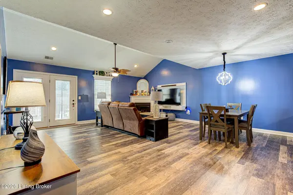 10130 Autumn Gardens WAY, Louisville, KY 40229