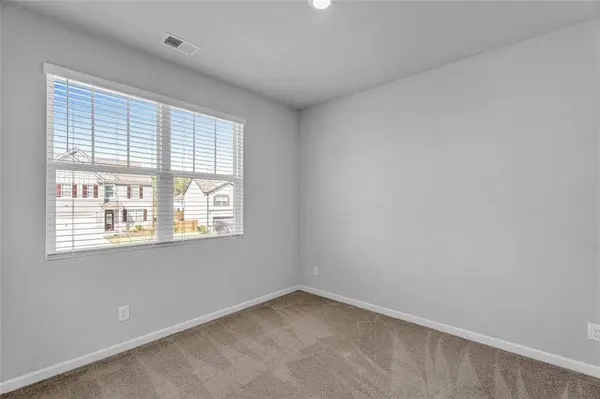 6920 OAK VALLEY DR, Douglasville, GA 30134