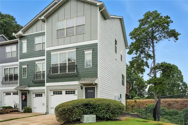 1689 Liberty Pkwy NW, Atlanta, GA 30318