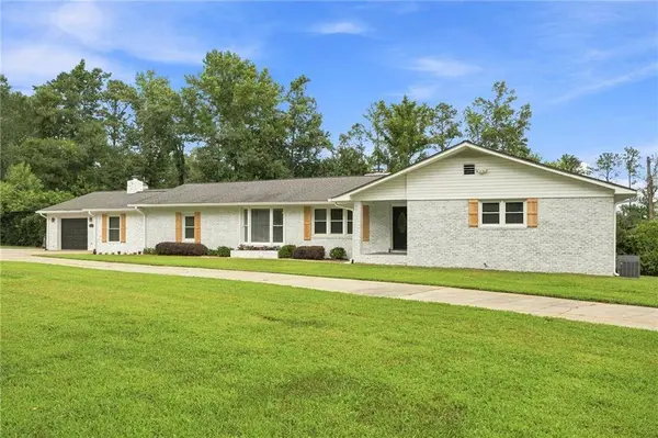 2716 S 16 HWY, Carrollton, GA 30116