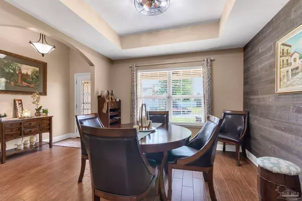 7197 Farmers Rd, Pensacola, FL 32526