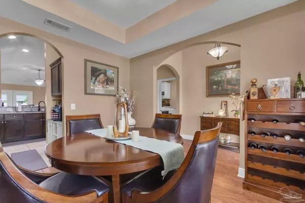 7197 Farmers Rd, Pensacola, FL 32526