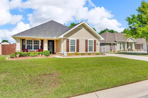 7197 Farmers Rd, Pensacola, FL 32526