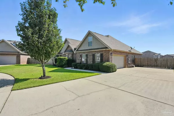 5642 Gold Cup Ct, Pace, FL 32571