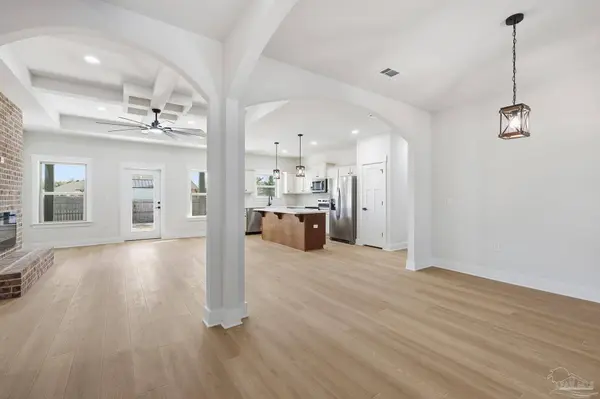 6576 Kembro Rd, Milton, FL 32570