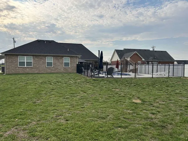 1134 Stratus Dr, Murfreesboro, TN 37127