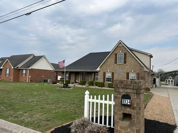 1134 Stratus Dr, Murfreesboro, TN 37127