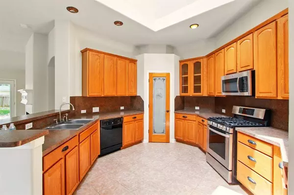 4602 Pompton CT, Pearland, TX 77584