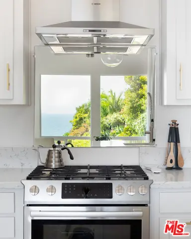 20-582648_b59319b2-b7ab-4278-af7d-3eba218b29e9