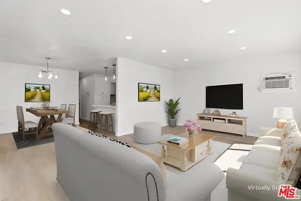 8901 Eton AVE #61, Canoga Park, CA 91304