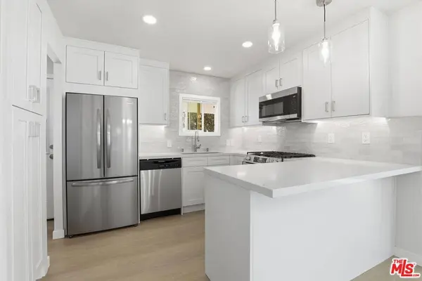 8901 Eton AVE #61, Canoga Park, CA 91304