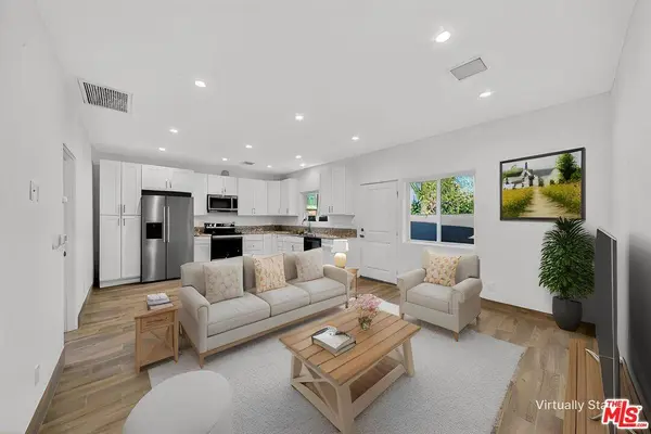 17625 Burbank Blvd, Encino, CA 91316