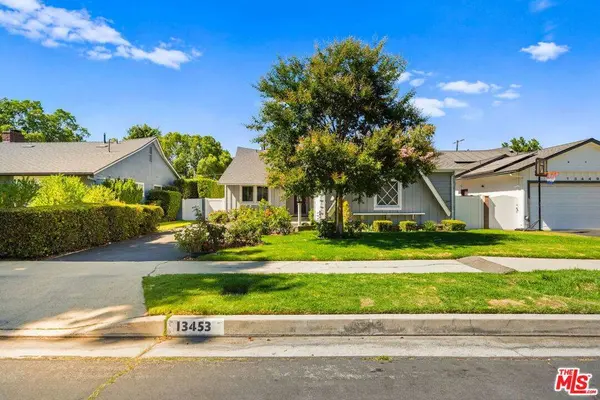 13453 Debby ST, Van Nuys, CA 91401