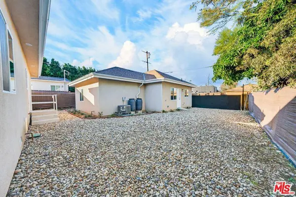 17625 Burbank BLVD, Encino, CA 91316