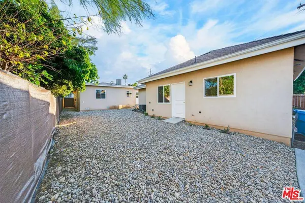 17625 Burbank BLVD, Encino, CA 91316