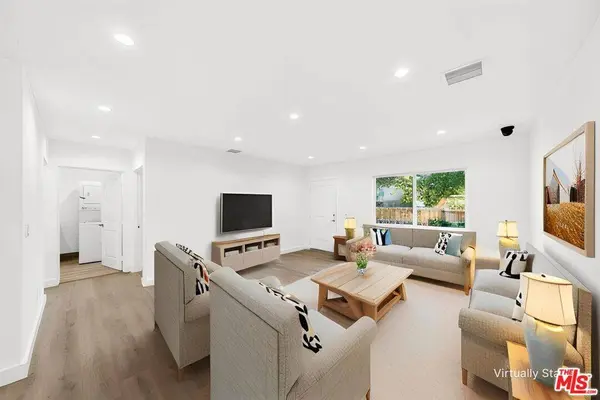 17623 Burbank BLVD, Encino, CA 91316
