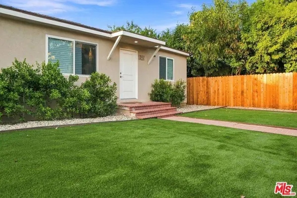 17623 Burbank BLVD, Encino, CA 91316