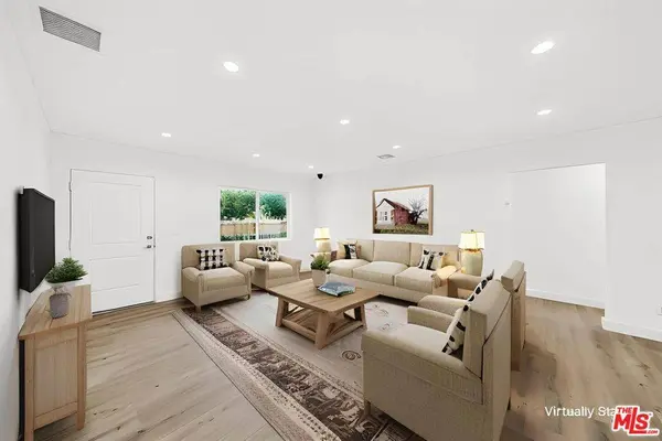 17623 Burbank BLVD, Encino, CA 91316