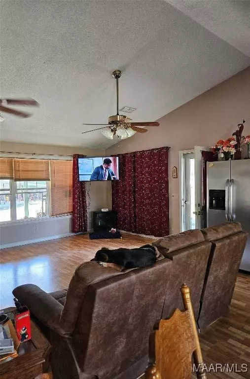 18694 TT Clark RD, Opp, AL 36467