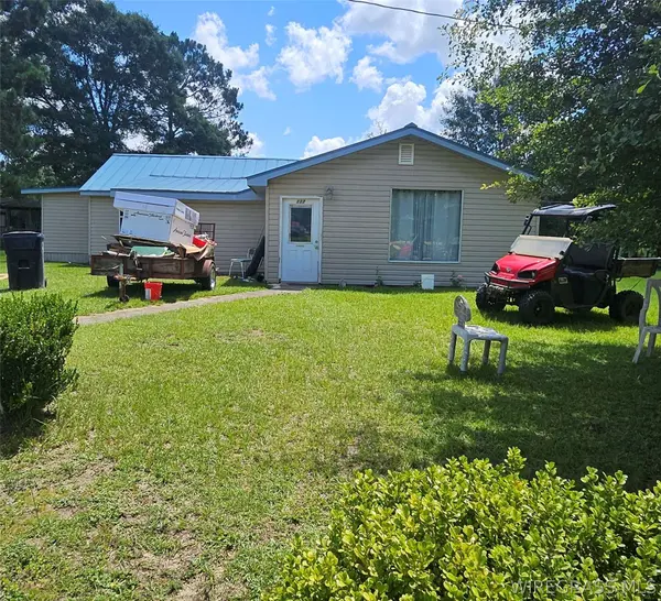117 Buster Cowan RD, Geneva, AL 36340
