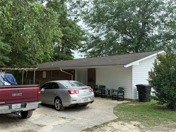 1203 W Pine AVE, Geneva, AL 36340