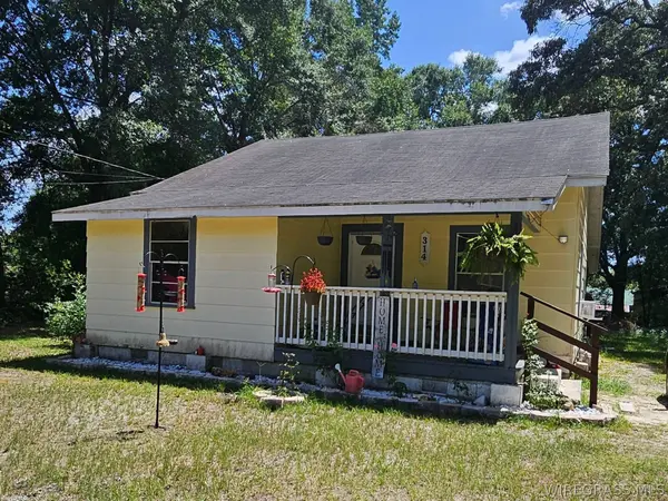 314 E Smith AVE, Geneva, AL 36340