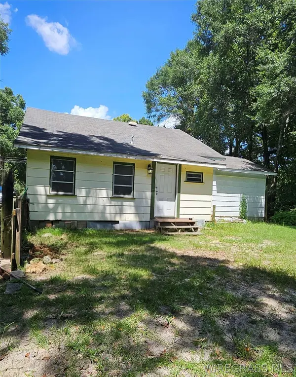 314 E Smith AVE, Geneva, AL 36340