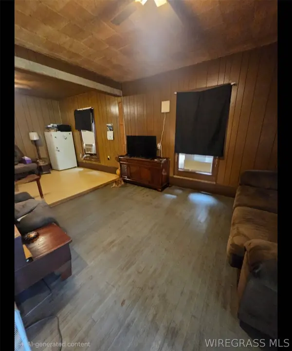 129 E Fleming AVE, Geneva, AL 36340