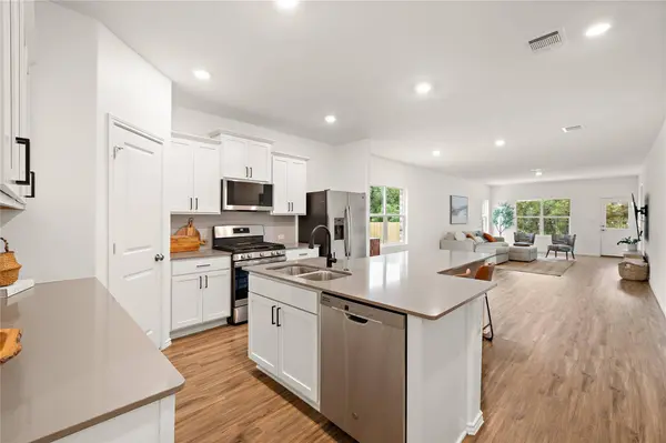 1700 Woolsey WAY, Leander, TX 78641