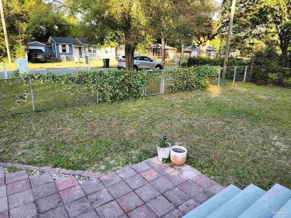 407 Rue Max St, Pensacola, FL 32507