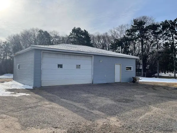 7830 Lake Drive, Lino Lakes, MN 55014
