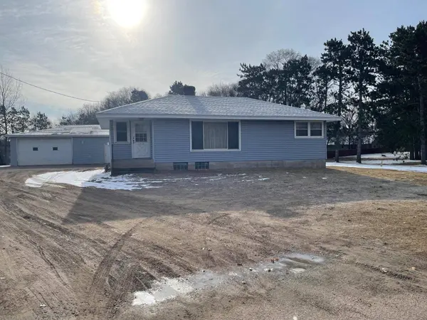 7830 Lake Drive, Lino Lakes, MN 55014