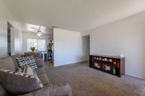 4363 N Eddy AVE, Fresno, CA 93727