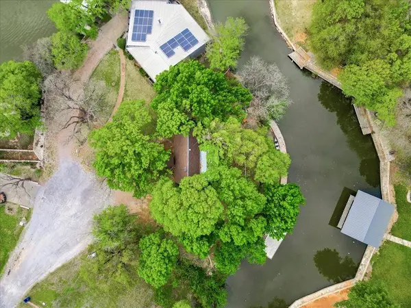 500 Gemini Court, Granbury, TX 76049