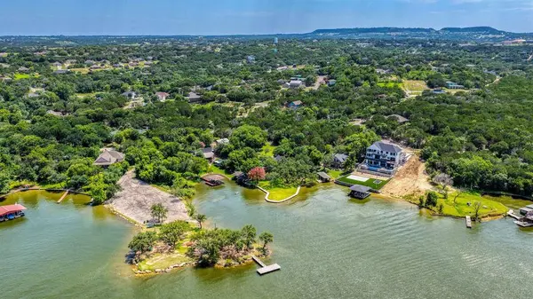 3504 Sleepy Water Road, Granbury, TX 76048