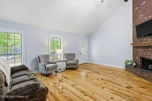 106 Oakridge Cove, Clinton, MS 39056