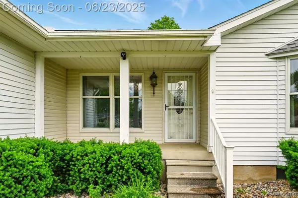 2441 Cheryl Ann Drive, Burton, MI 48519