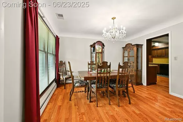 2441 Cheryl Ann Drive, Burton, MI 48519