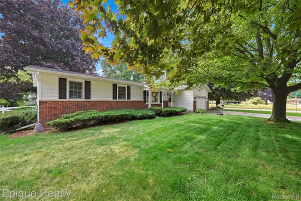 2083 Holly Tree DR, Davison Township, MI 48423