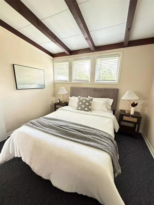 2216 Lay Street, Des Moines, IA 50317