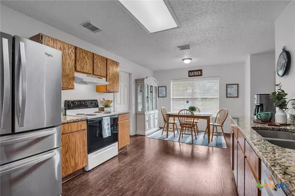 1137 Stone Bluff BLF, New Braunfels, TX 78130