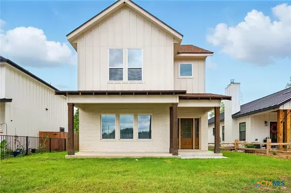 182 W Torrey ST, New Braunfels, TX 78130