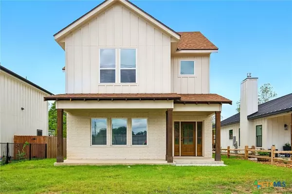 182 W Torrey ST, New Braunfels, TX 78130