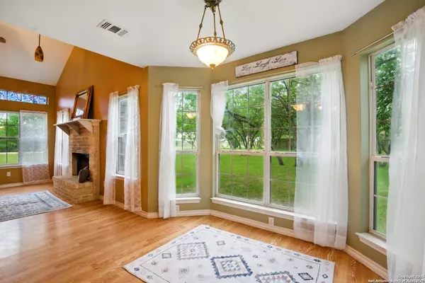 148 Rogues, Seguin, TX 78155