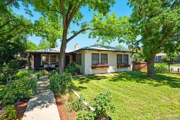 1510 Lee, New Braunfels, TX 78130